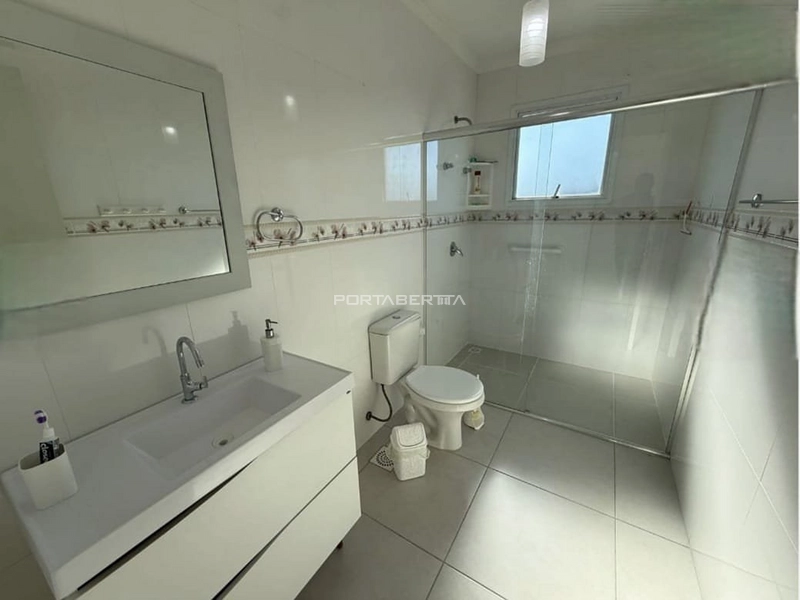 Casa com 03 suítes à venda no condomínio Las Palmas em Xangri-lá RS: 6ª foto da galeria de imagens do imóvel
