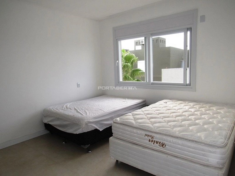 Casa com 04 suítes à venda no condomínio Las Palmas em Xangri-lá RS: 5ª foto da galeria de imagens do imóvel