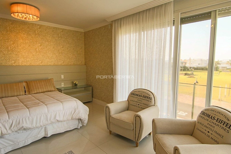 Casa com 06 dormitórios à venda no condomínio Las Dunas em Xangri-lá RS: 3ª foto da galeria de imagens do imóvel