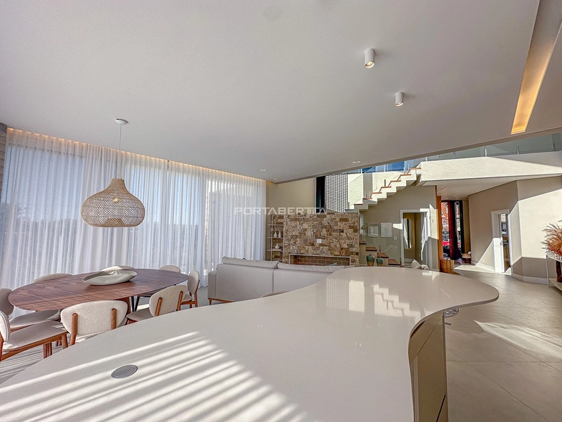 Sobrado mobiliado e decorado, novo, condomínio Sunset: 6ª foto da galeria de imagens do imóvel