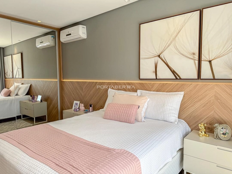 Sobrado beira lago, mobiliado e decorado, condomínio Enseada.: 12ª foto da galeria de imagens do imóvel