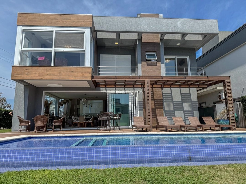 Sobrado beira lago, mobiliado e decorado, condomínio Enseada.: 6ª foto da galeria de imagens do imóvel
