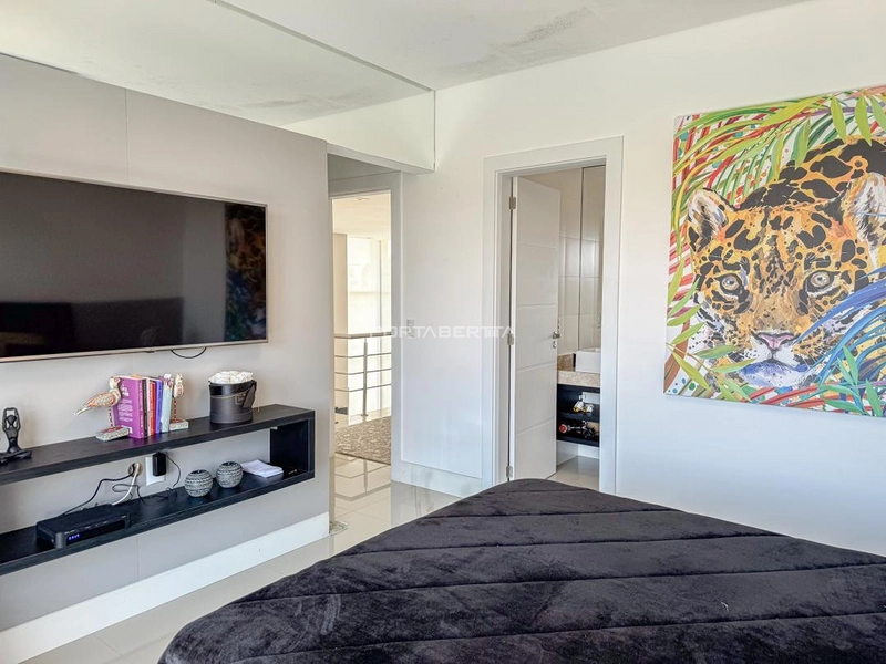 Sobrado beira lago, mobiliado e decorado, condomínio Enseada.: 17ª foto da galeria de imagens do imóvel