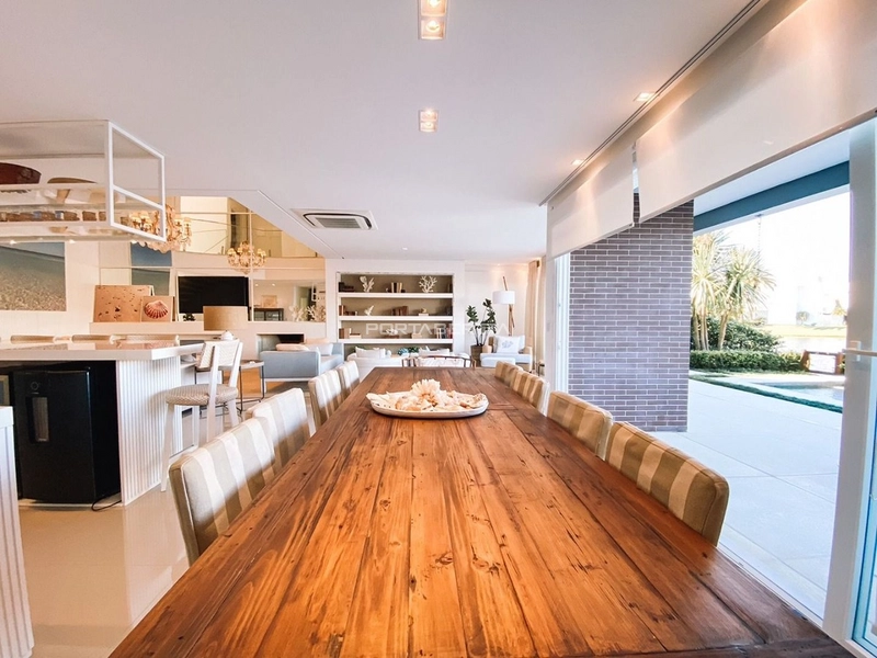 Sobrado beira lago, mobiliado e decorado, condomínio Enseada.: 28ª foto da galeria de imagens do imóvel