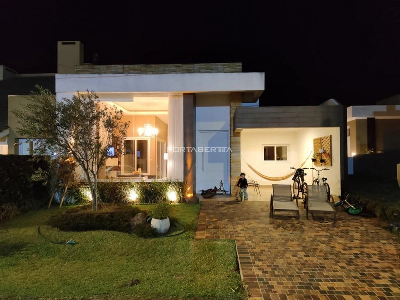 Casa com 03 suítes à venda no condomínio Las Palmas em Xangri-lá RS: 12ª foto da galeria de imagens do imóvel