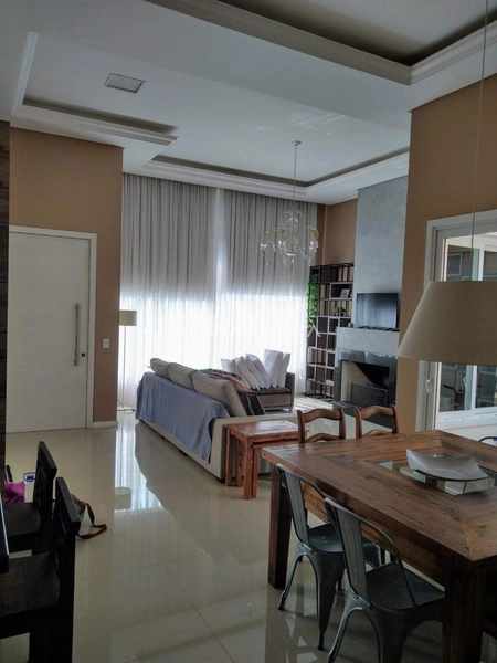 Casa com 03 suítes à venda no condomínio Las Palmas em Xangri-lá RS: 8ª foto da galeria de imagens do imóvel