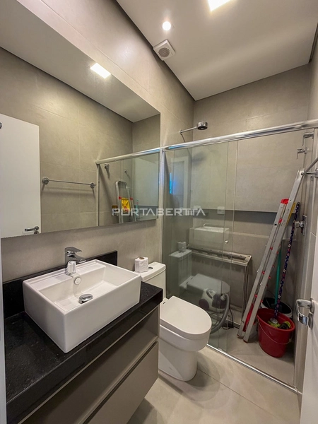 Sobrado beira lago, mobiliado e decorado, condomínio Enseada.: 31ª foto da galeria de imagens do imóvel