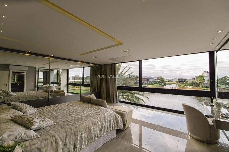 Sobrado beira lago, mobiliado e decorado, condomínio Sense: 10ª foto da galeria de imagens do imóvel