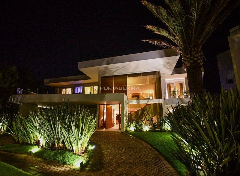 Casa à venda com 05 suítes no condomínio Atlântida Ilhas Park : 1ª foto da galeria de imagens do imóvel