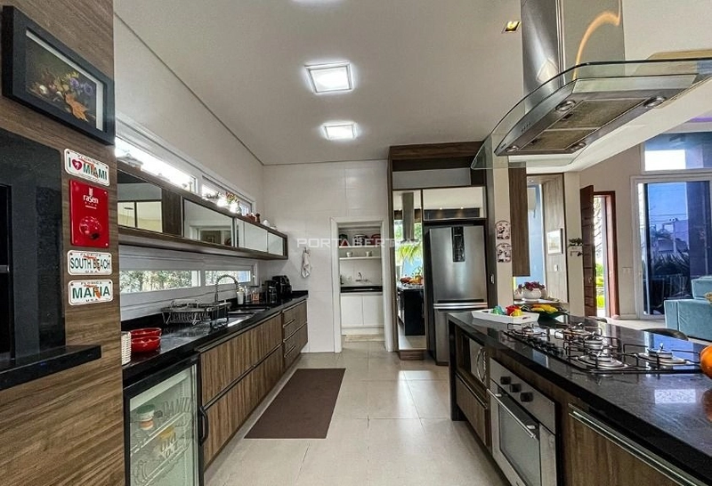 Casa térrea mobiliada e decorada, condomínio Enseada: 20ª foto da galeria de imagens do imóvel