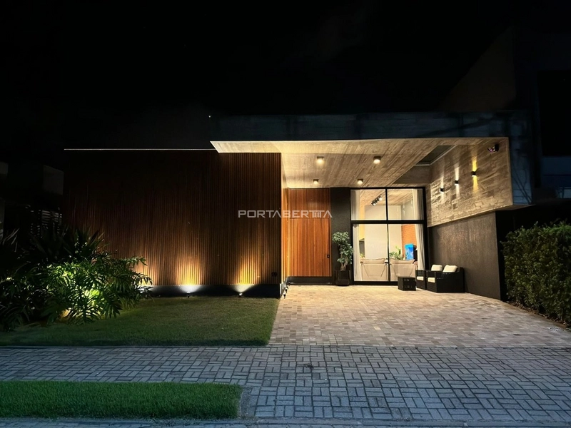 Casa térrea mobiliada e decorada, condomínio Sea Coast: 1ª foto da galeria de imagens do imóvel