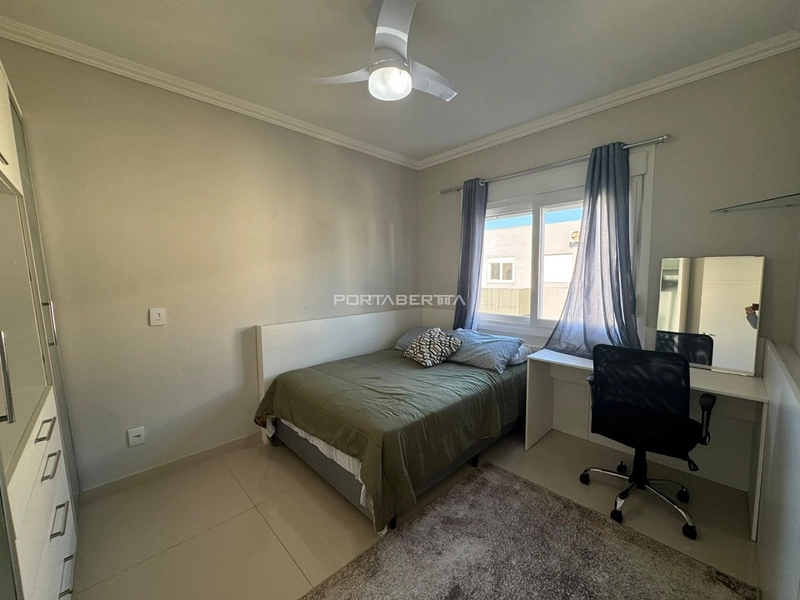 Casa com 04 suítes à venda no condomínio Las Palmas em Xangri-lá RS: 3ª foto da galeria de imagens do imóvel