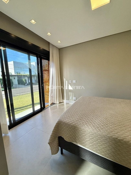Casa com 04 suítes à venda no condomínio Las Palmas em Xangri-lá RS: 9ª foto da galeria de imagens do imóvel