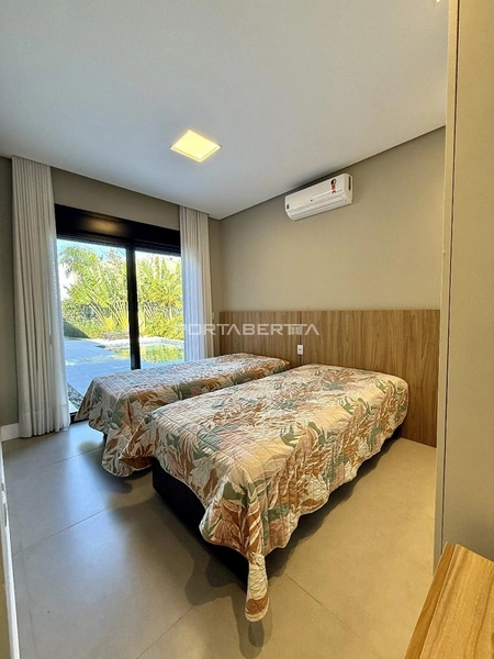 Casa com 04 suítes à venda no condomínio Las Palmas em Xangri-lá RS: 6ª foto da galeria de imagens do imóvel