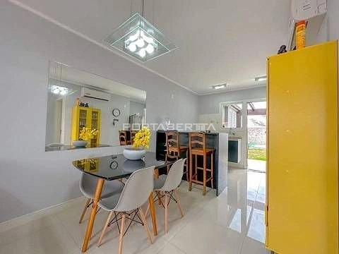Casa com 02 dormitórios, mobiliada no condomínio Casa Hermosa em Xangri-lá: 15ª foto da galeria de imagens do imóvel