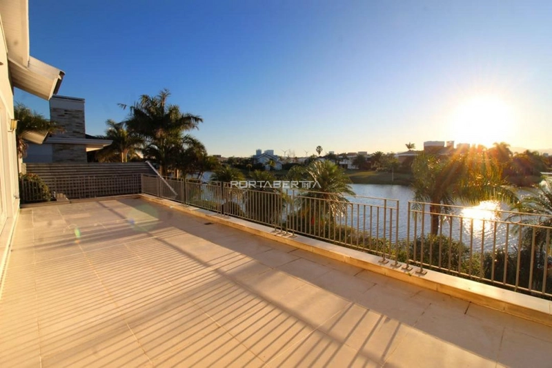Casa à venda com 05 suítes no condomínio Atlântida Ilhas Park : 6ª foto da galeria de imagens do imóvel
