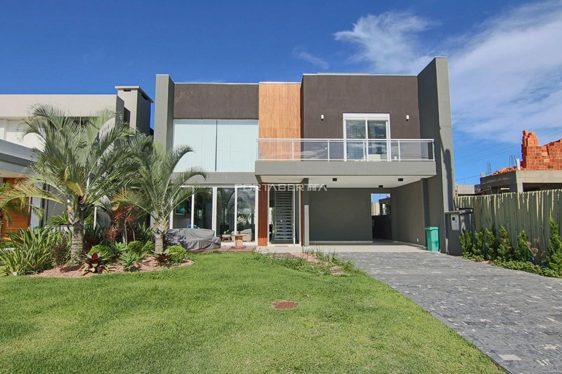 Casa com 04 suítes no condomínio Riviera em Xangri-lá RS: 1ª foto da galeria de imagens do imóvel
