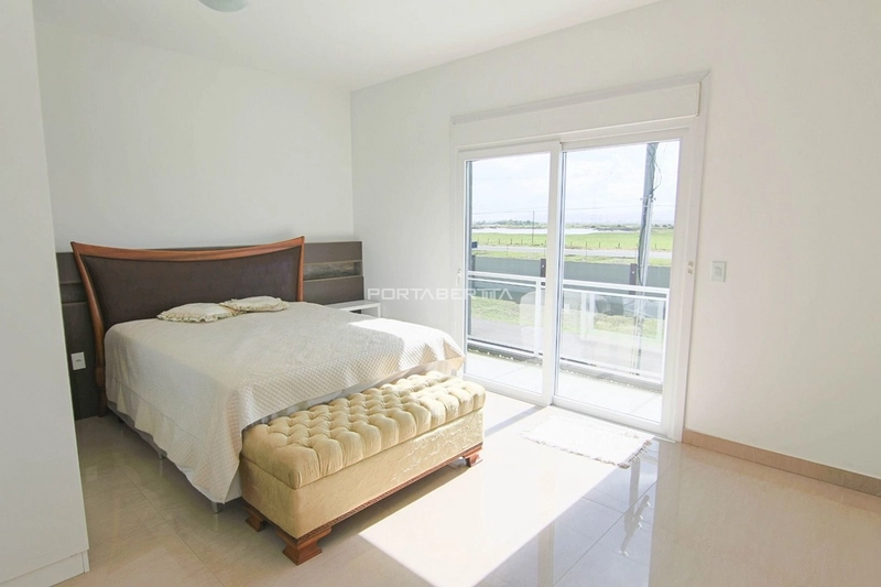 Casa com 04 suítes no condomínio Riviera em Xangri-lá RS: 5ª foto da galeria de imagens do imóvel