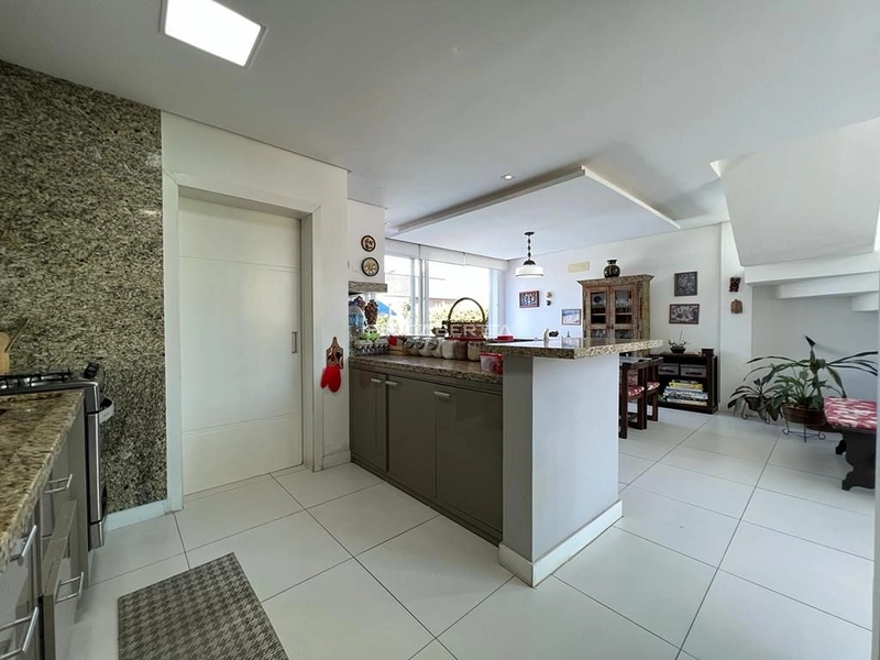 Casa com 04 suítes à venda no condomínio Las Palmas em Xangri-lá RS: 24ª foto da galeria de imagens do imóvel