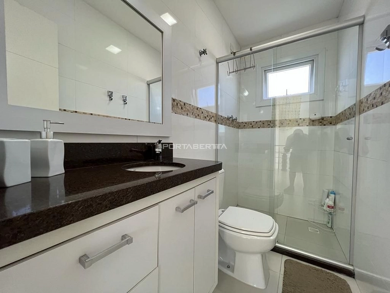 Casa com 04 suítes à venda no condomínio Las Palmas em Xangri-lá RS: 2ª foto da galeria de imagens do imóvel