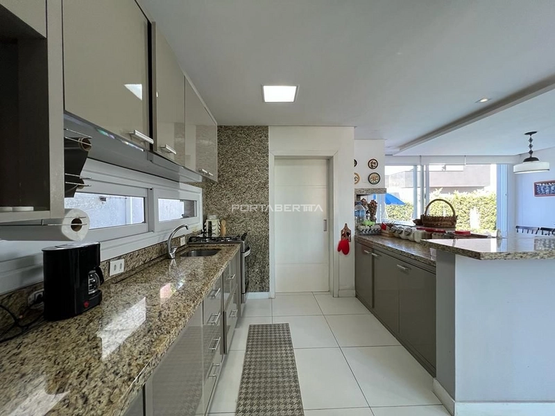 Casa com 04 suítes à venda no condomínio Las Palmas em Xangri-lá RS: 23ª foto da galeria de imagens do imóvel
