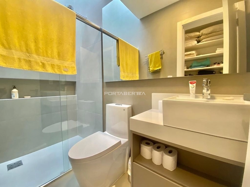 Sobrado beira lago, mobiliado e decorado, condomínio Sense: 12ª foto da galeria de imagens do imóvel