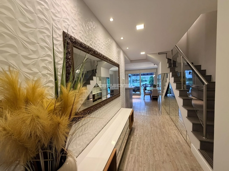 Sobrado beira lago, mobiliado e decorado, condomínio Rossi Atlântida: 4ª foto da galeria de imagens do imóvel