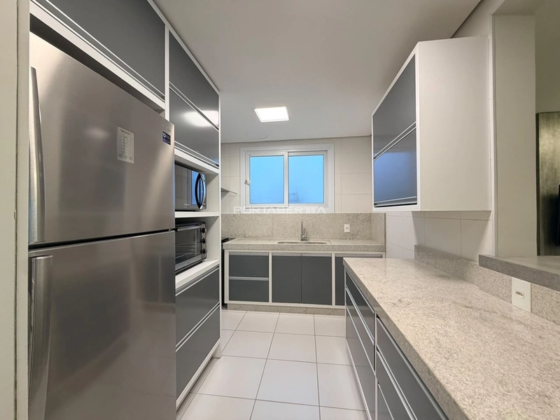 Sobrado beira lago, mobiliado e decorado, condomínio Rossi Atlântida: 7ª foto da galeria de imagens do imóvel