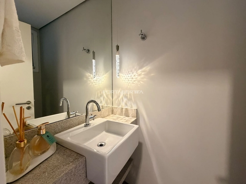 Sobrado beira lago, mobiliado e decorado, condomínio Rossi Atlântida: 13ª foto da galeria de imagens do imóvel