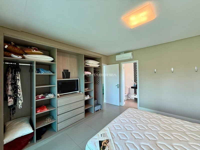 Sobrado Beira Lago, mobiliado e decorado, condomínio Enseada: 8ª foto da galeria de imagens do imóvel
