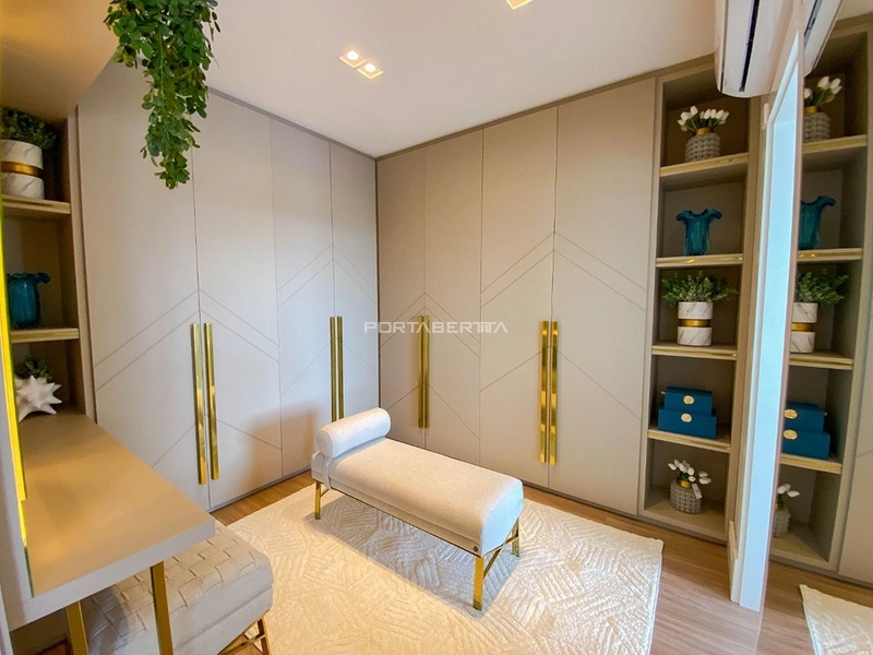 Sobrado beira lago, mobiliado e decorado, condomínio Enseada.: 5ª foto da galeria de imagens do imóvel