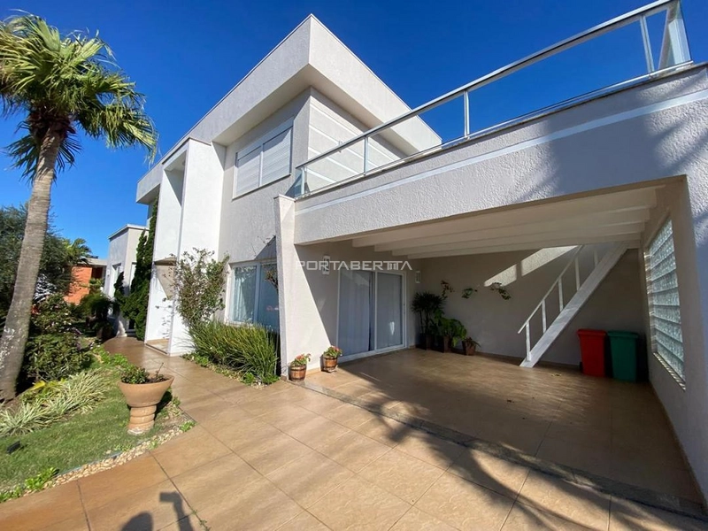 Casa com 04 suítes no condomínio Riviera em Xangri-lá RS: 2ª foto da galeria de imagens do imóvel