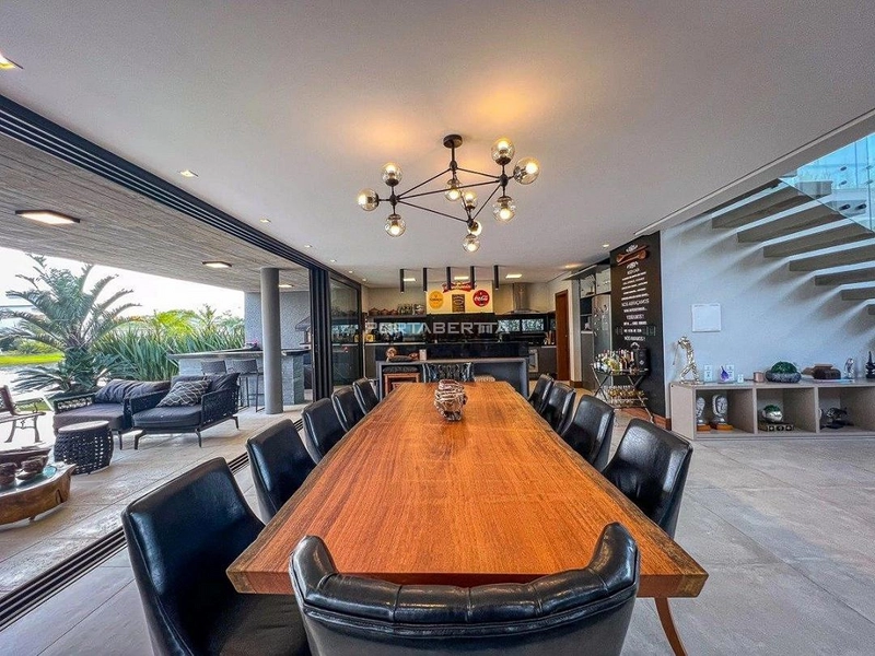 Sobrado beira lago, mobiliado e decorado, condomínio Enseada.: 30ª foto da galeria de imagens do imóvel