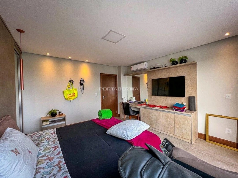 Sobrado beira lago, mobiliado e decorado, condomínio Enseada.: 32ª foto da galeria de imagens do imóvel
