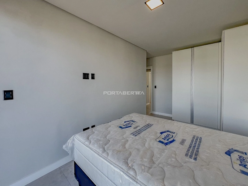 Sobrado com 04 suítes venda no condomínio Blue em Xangri-lá RS: 3ª foto da galeria de imagens do imóvel
