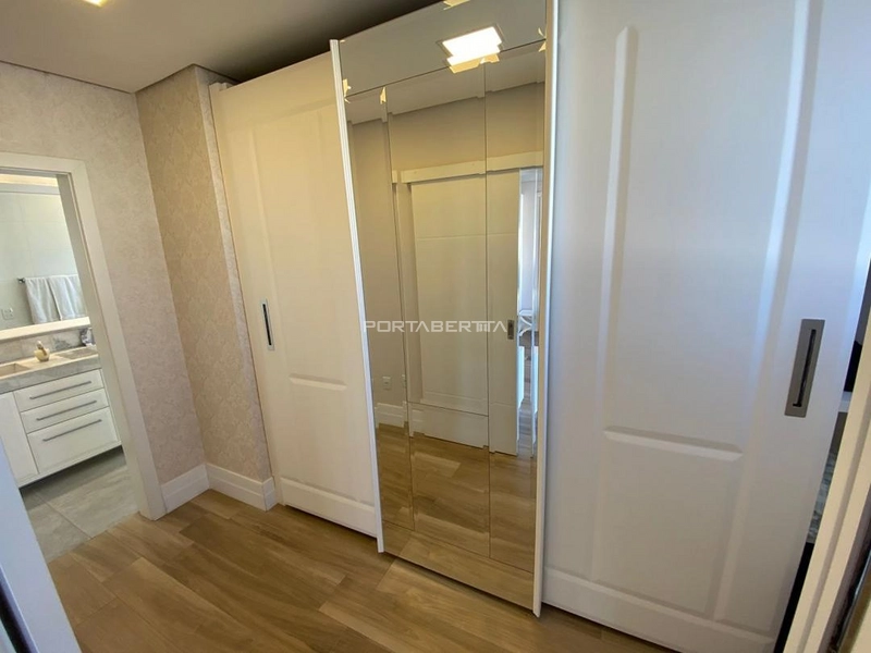 Casa com 04 suítes à venda no condomínio Las Palmas em Xangri-lá RS: 4ª foto da galeria de imagens do imóvel