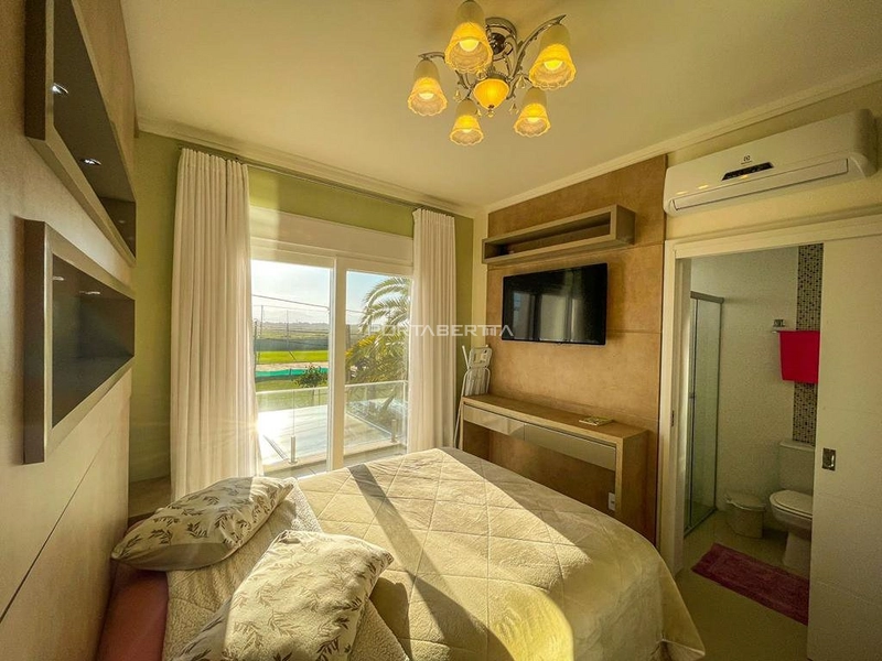 Casa com 04 suítes à venda no condomínio Las Palmas em Xangri-lá RS: 8ª foto da galeria de imagens do imóvel