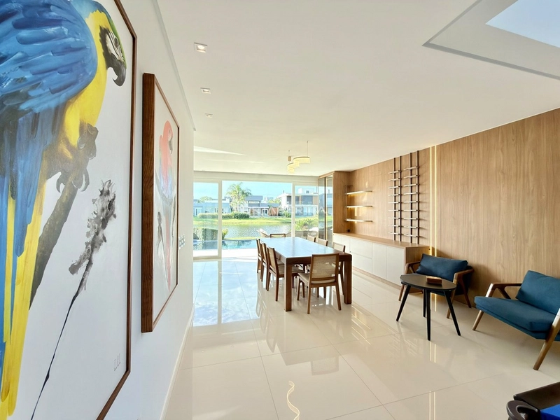 Sobrado beira lago, mobiliado e decorado, condomínio Enseada.: 46ª foto da galeria de imagens do imóvel