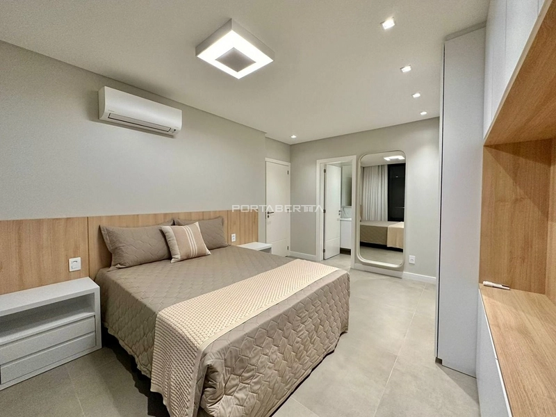 Sobrado com vista p/ lago, mobiliado e decorado, condomínio Sense: 7ª foto da galeria de imagens do imóvel