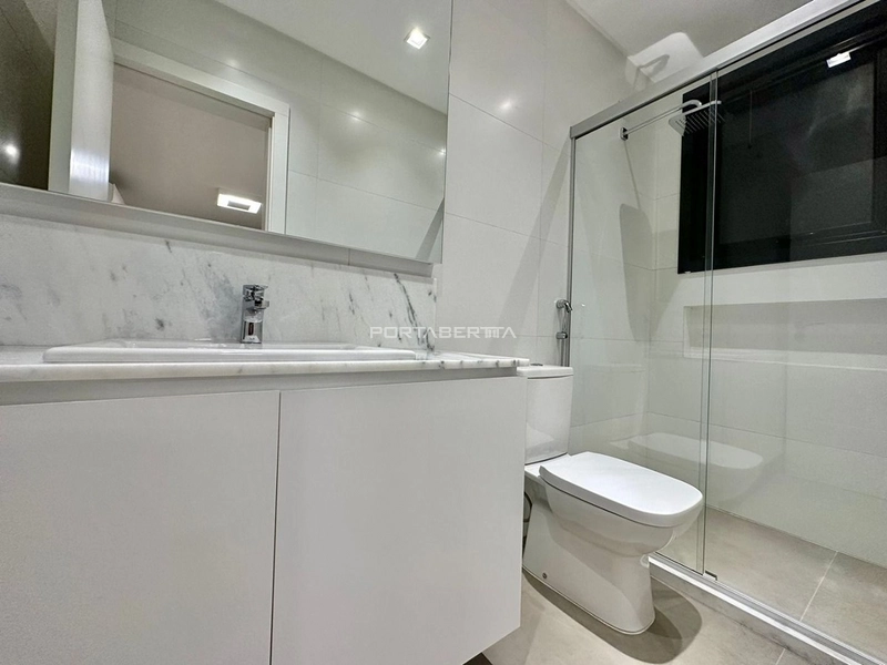 Sobrado com vista p/ lago, mobiliado e decorado, condomínio Sense: 6ª foto da galeria de imagens do imóvel