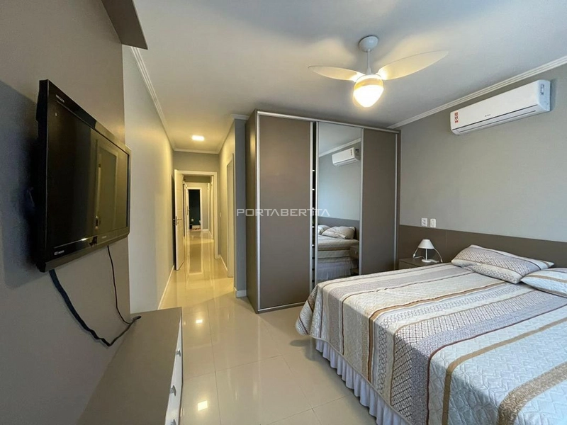 Casa com 03 suítes à venda no condomínio Las Palmas em Xangri-lá RS: 3ª foto da galeria de imagens do imóvel
