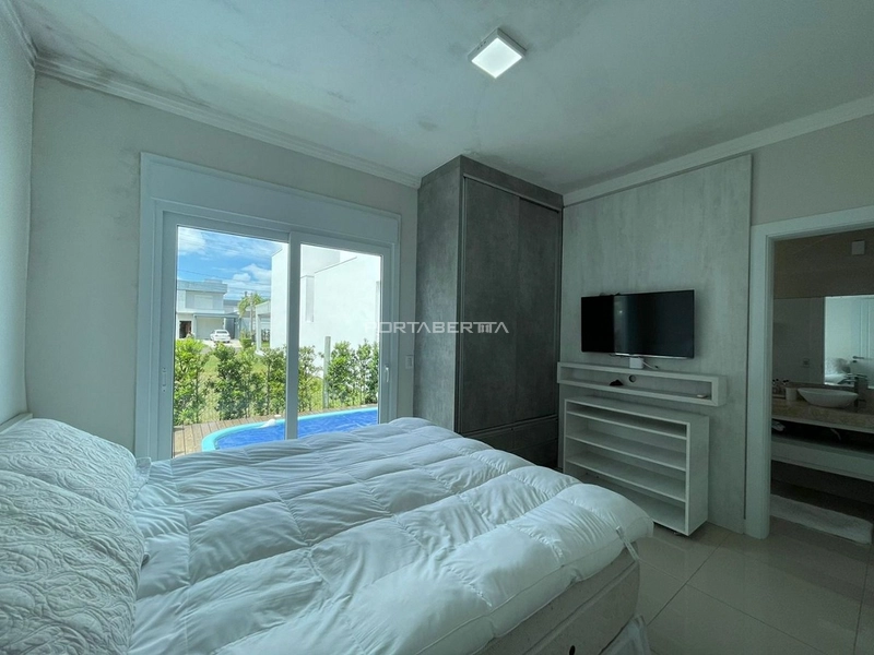 Casa com 04 suítes à venda no condomínio Las Palmas em Xangri-lá RS: 6ª foto da galeria de imagens do imóvel