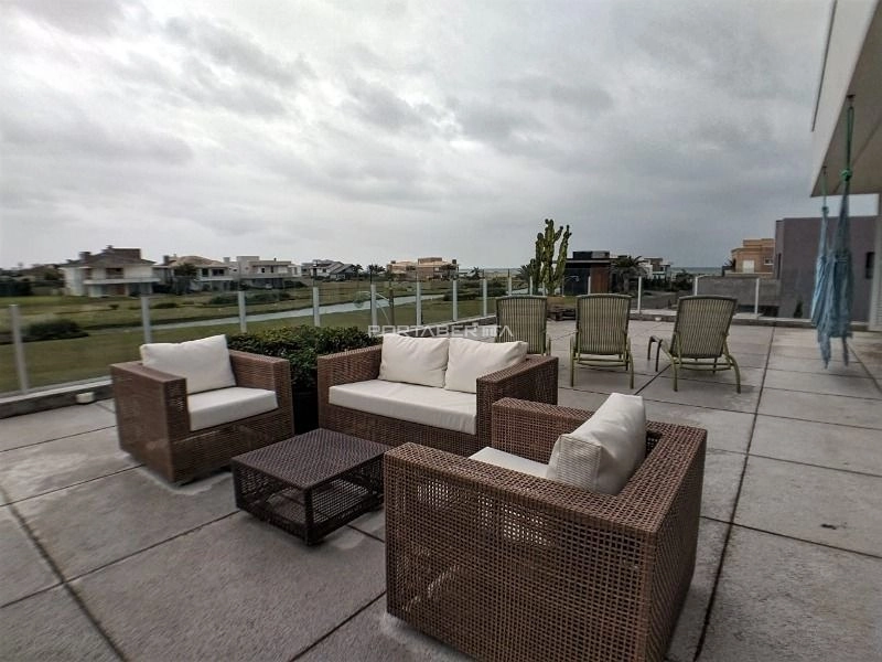 Casa à venda de esquina no condomínio Playa Vista em Xangri-lá RS: 15ª foto da galeria de imagens do imóvel