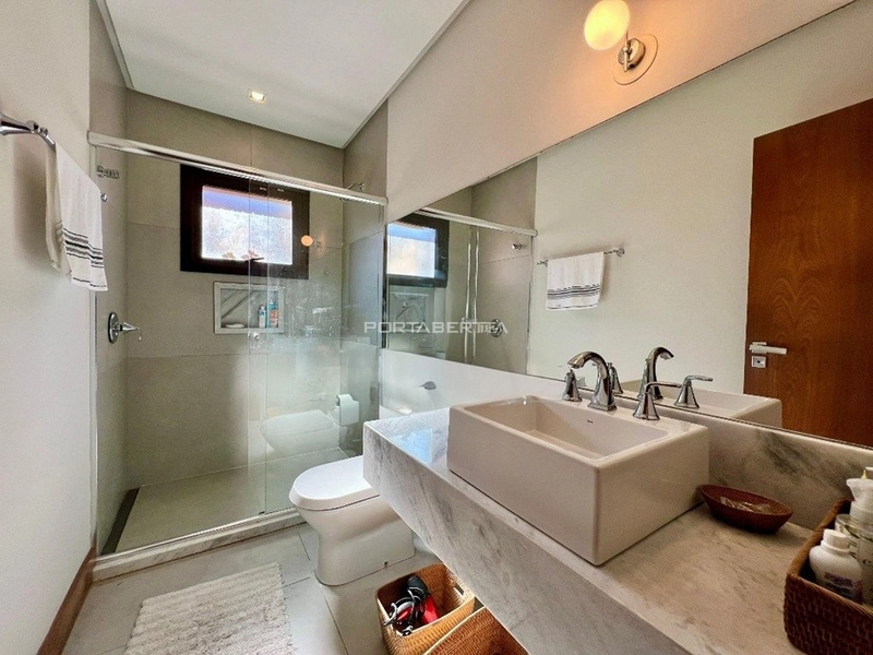 Casa com 04 suítes no condomínio Ventura em Xangri-lá RS: 4ª foto da galeria de imagens do imóvel