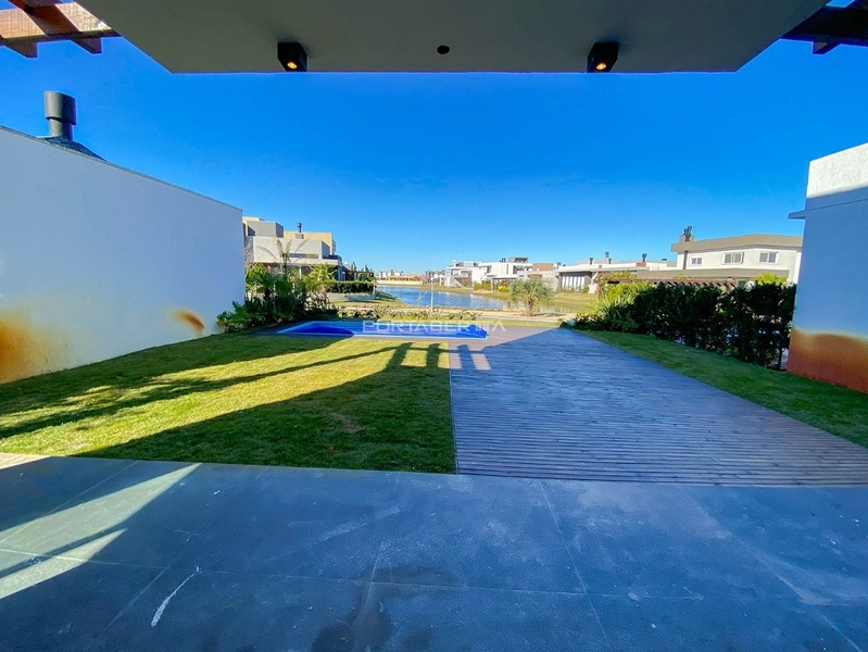 Casa com 04 suítes no condomínio Riviera em Xangri-lá RS: 22ª foto da galeria de imagens do imóvel