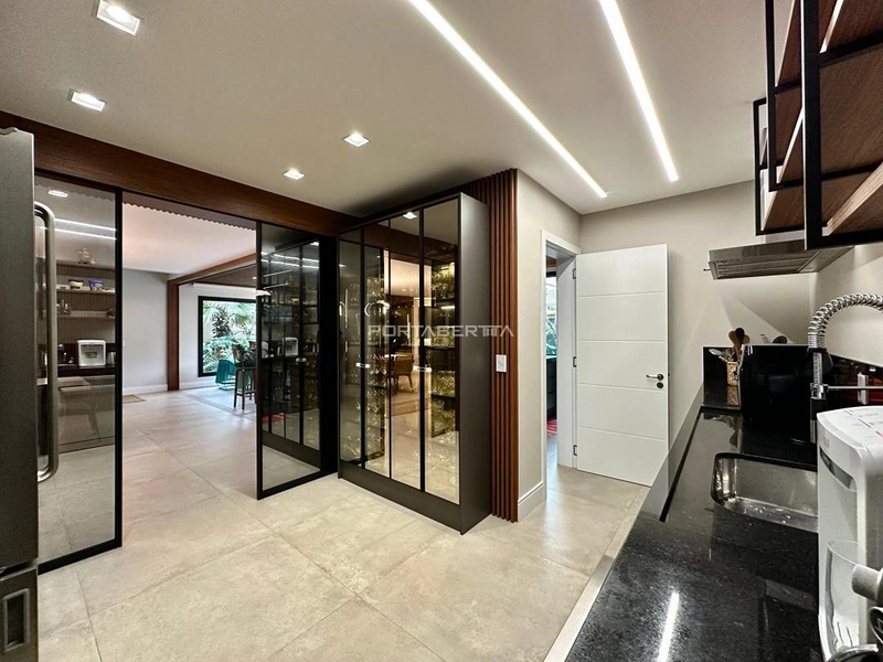 Casa à venda com 05 suítes no condomínio Playa Vista em Xangri-lá RS: 5ª foto da galeria de imagens do imóvel