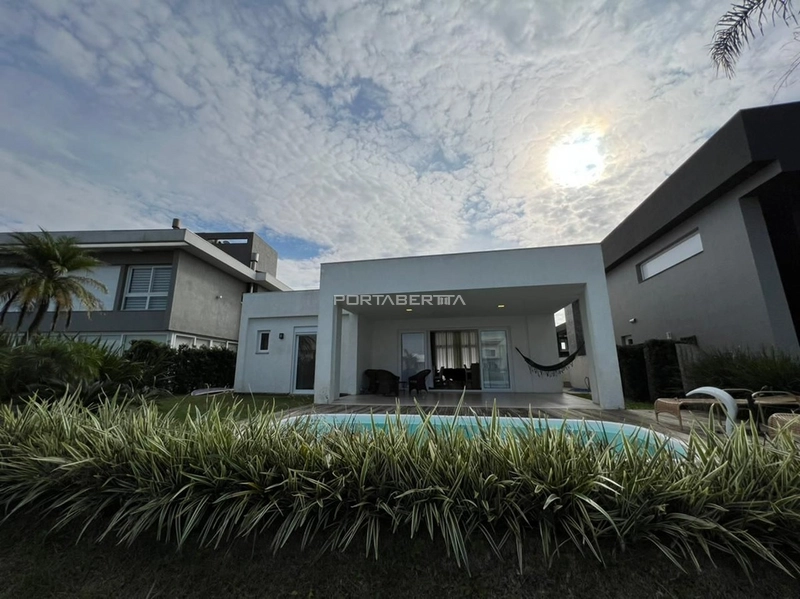 Casa térrea beira lago, mobiliado e decorado, condomínio Enseada.: 19ª foto da galeria de imagens do imóvel