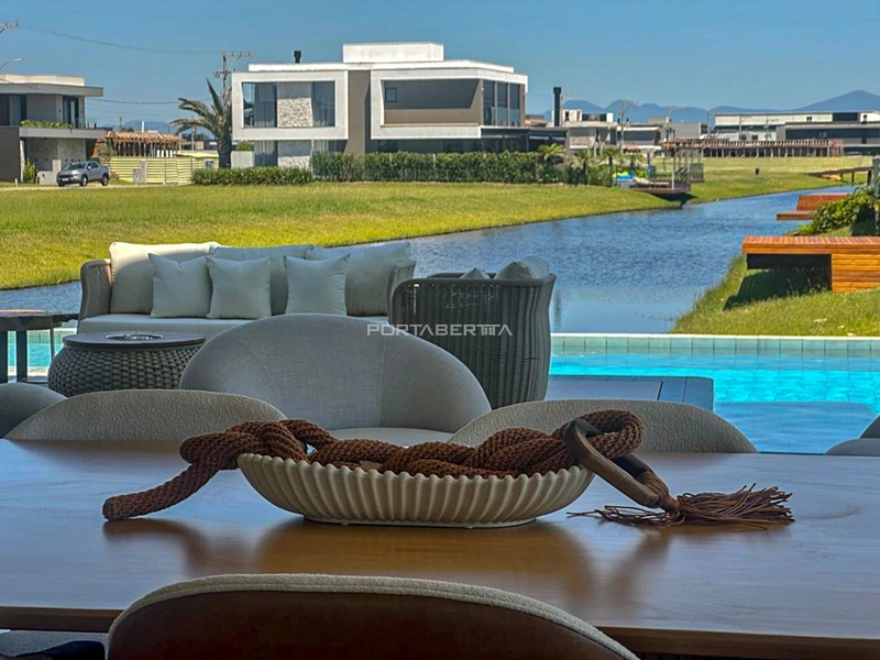 Sobrado beira lago, mobiliado e decorado, condomínio Amare: 30ª foto da galeria de imagens do imóvel