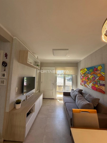 Casa com 02 dormitórios, mobiliada no condomínio Casa Hermosa em Xangri-lá: 1ª foto da galeria de imagens do imóvel