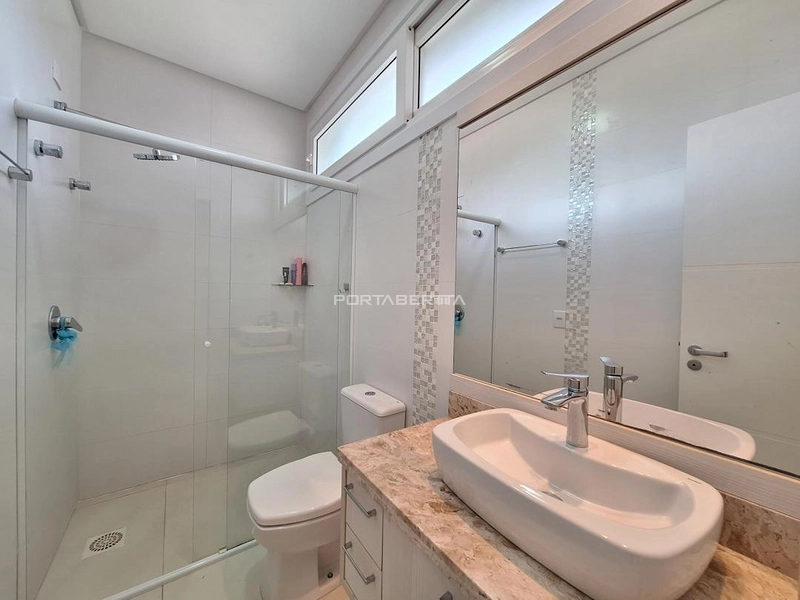 Casa térrea com 04 suítes no condomínio Ventura em Xangri-lá RS: 12ª foto da galeria de imagens do imóvel